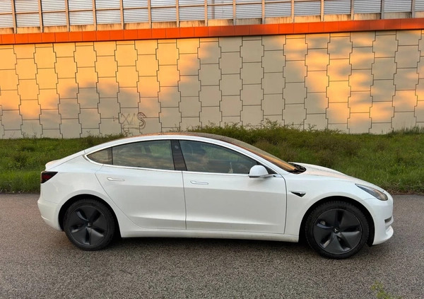 Tesla Model 3 cena 120000 przebieg: 46000, rok produkcji 2020 z Warszawa małe 436